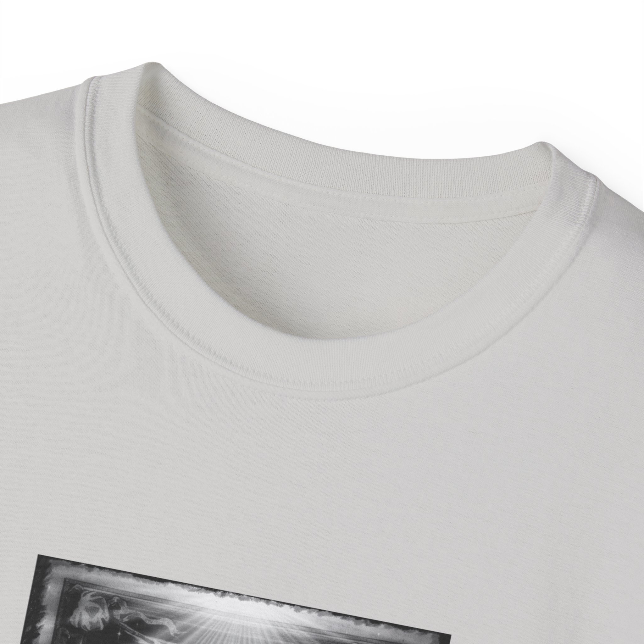 Holy Face Portrait Tee — Vintage Christ Image with Latin Quote - Image 11